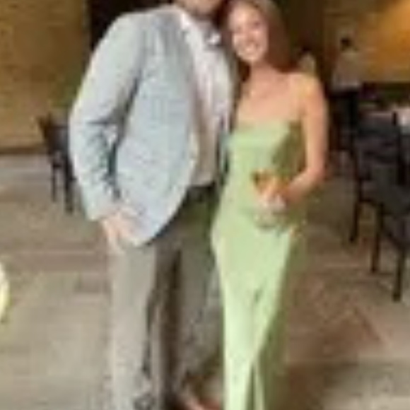 COPY - Third Form Rent the runway Satin tie back gown green strapless sz 6 & 4 … - Picture 7 of 8